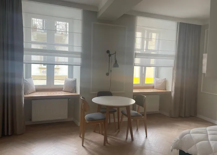 Mey Appartment On Rynok Square